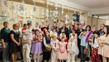 Полицейский Дед Мороз: долгожданные гости и тёплые традиции &laquo;Первоцвета&raquo;